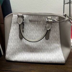 Michael Kors Crossbody Messenger Bag